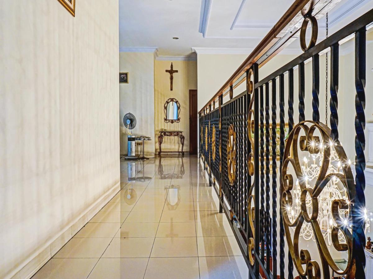 Spot On 90295 Simprug Residence Jakarta Exterior foto